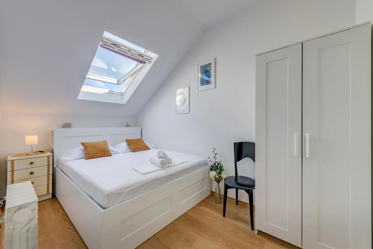 Apartman Opera Split Apartment