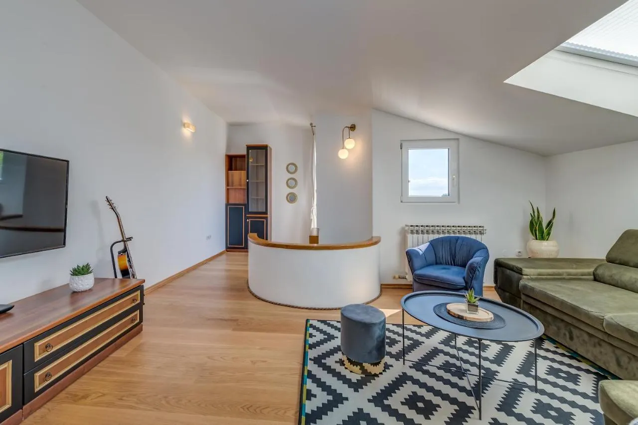 Apartment Apartman Opera Split